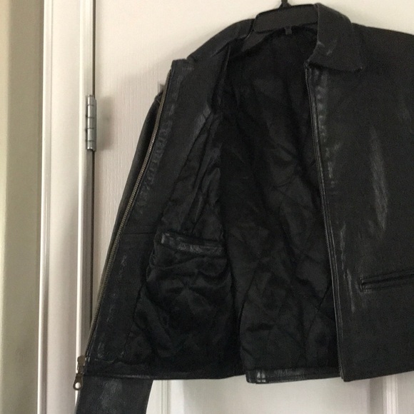 Black leather jacket - Picture 2 of 3